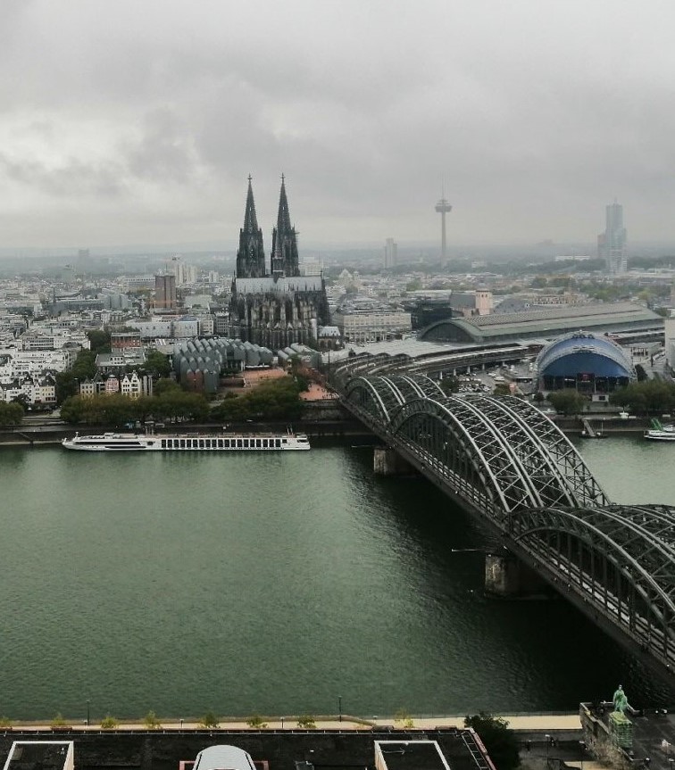 Γνωρίζοντας την γραφική Κολωνία (Köln)