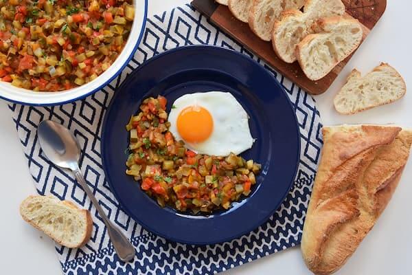 8 Αξεπέραστες Καλοκαιρινές Συνταγές της Μεσογείου