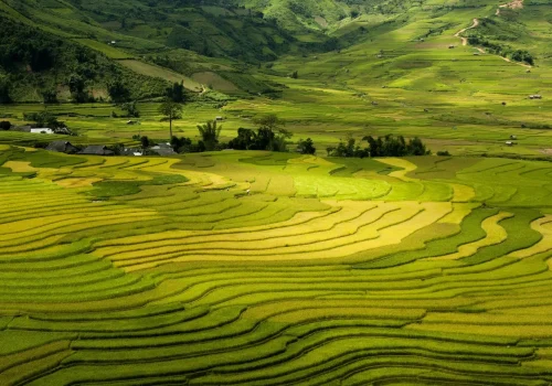 Ο Απόλυτος Ταξιδιωτικός Οδηγός για το Ανόι: Τα Καλύτερα Αξιοθέατα, Κρυμμένα Διαμάντια, Φαγητό & Εκδρομές